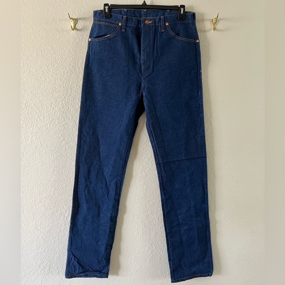 NWOT Wrangler 100% Cotton Blue Jeans Men’s 35–36W x 38L Tall Classic Straight